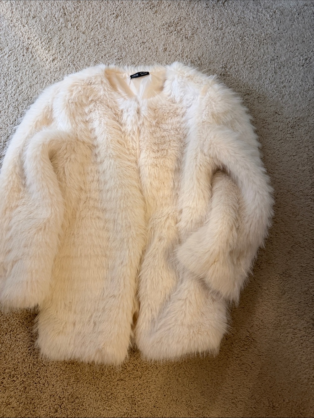 Faux Fur Cream Coat - Women's Plush Jacket